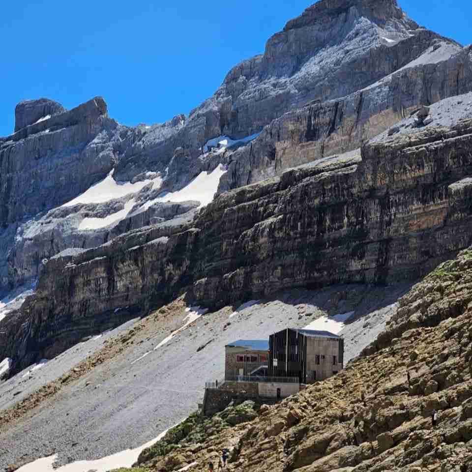 دانلود آهنگ منت تو گذاشتی ای خدا بر سر من دانلود آهنگ منت تو گذاشتی ای خدا بر سر من